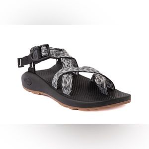 NWT Chaco womens sandals